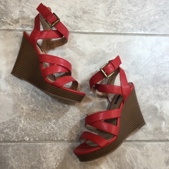stacked platform sandals